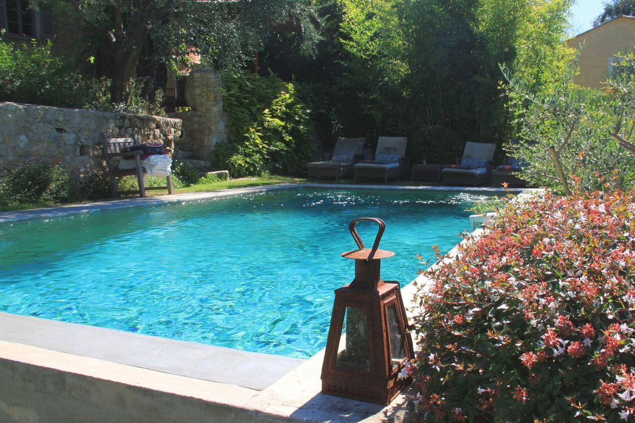 Les Rosees Mougins Exterior photo