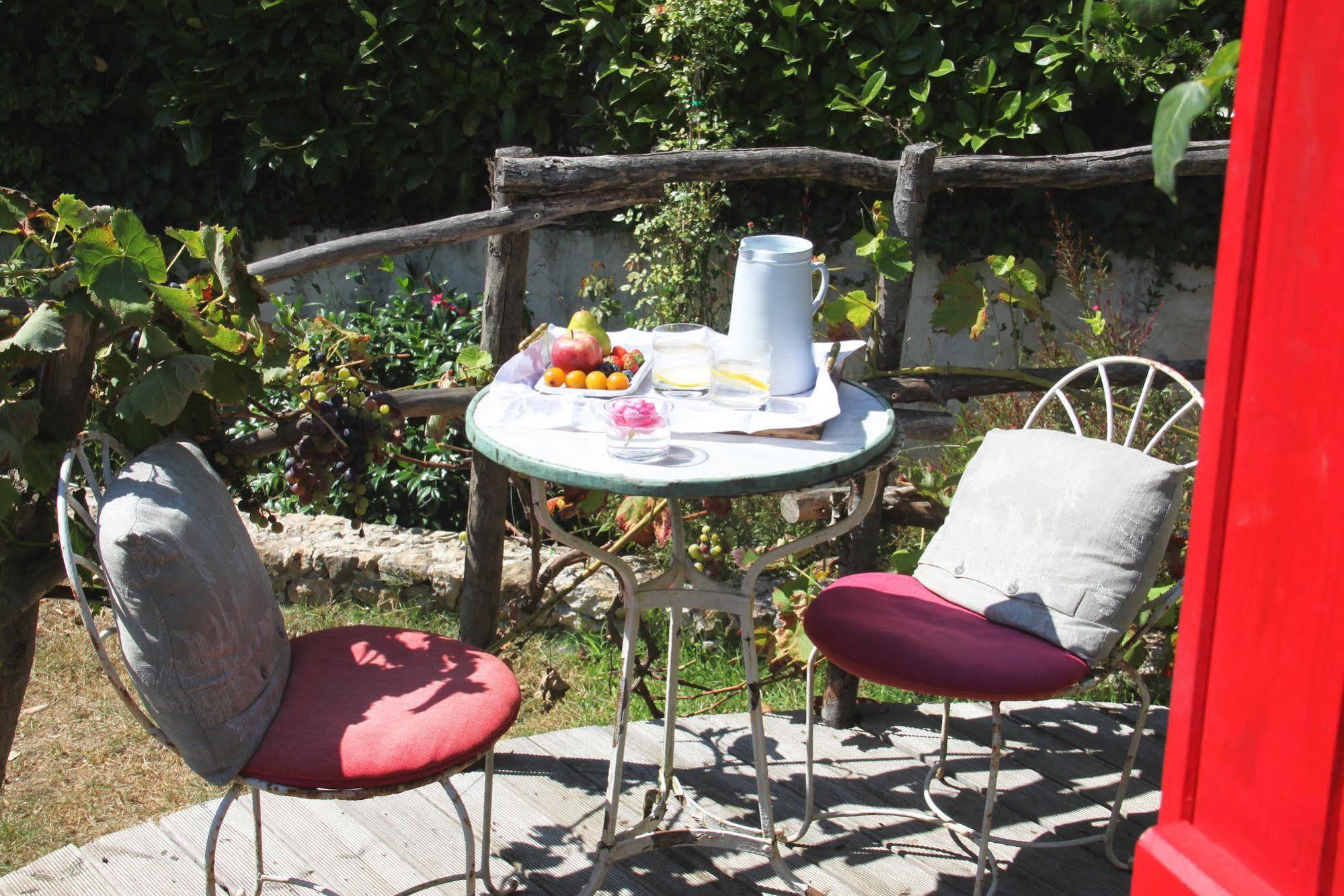 Les Rosees Mougins Exterior photo